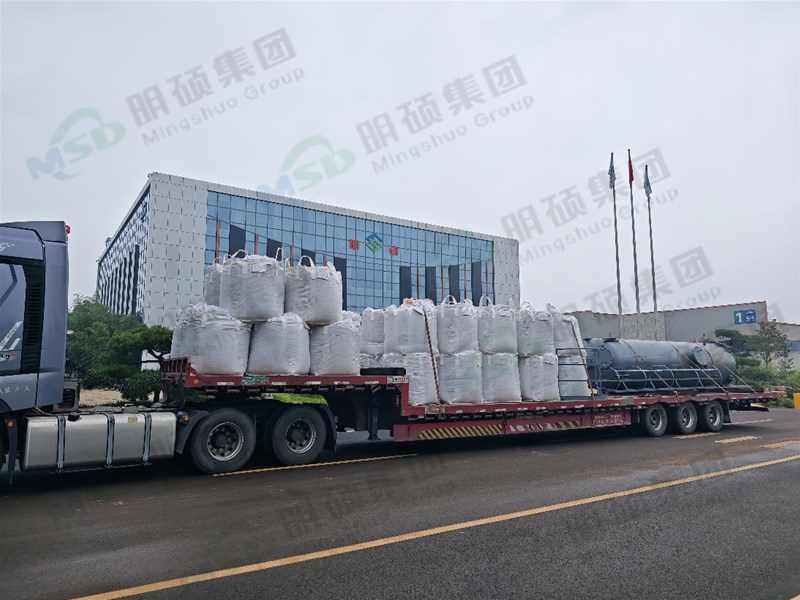 脱硫设备及氧化铁脱硫剂发货